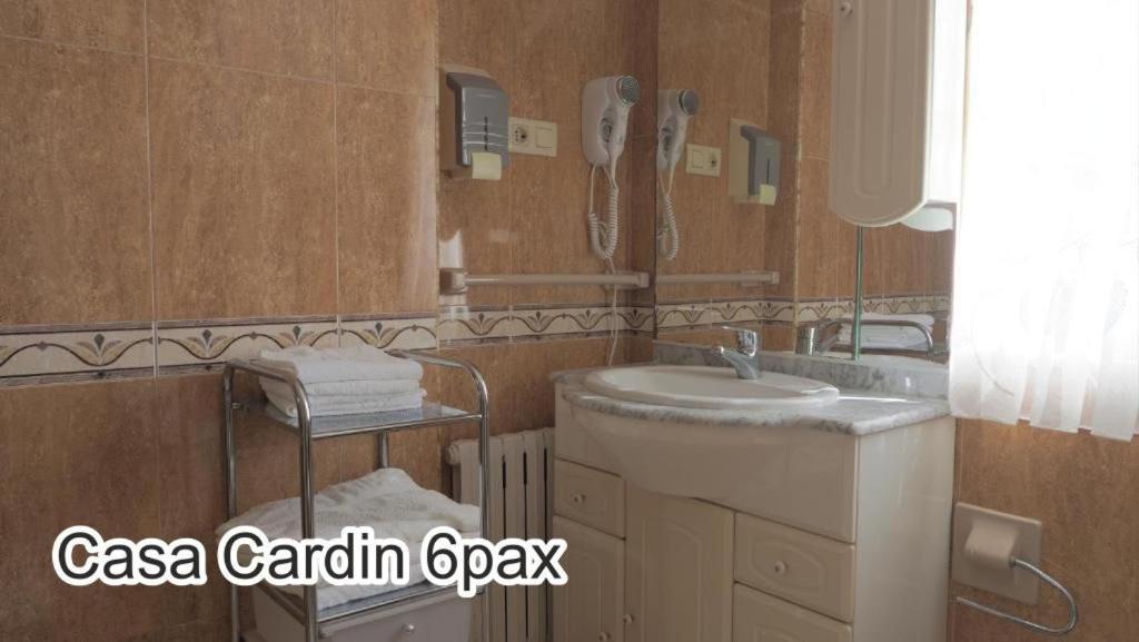 Apartament Casa Cardin Onís Zewnętrze zdjęcie